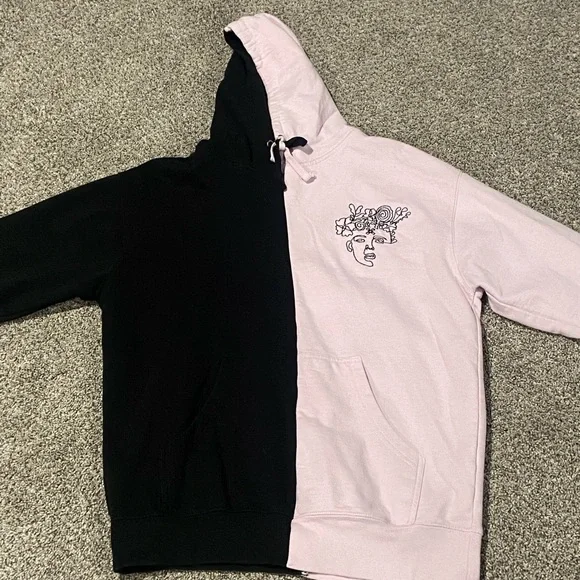 Sweaters Unxpectd Split Hoodie Black And Pink Sweatshirt Size